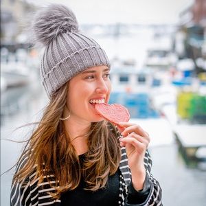 Meet your Posher, Emily